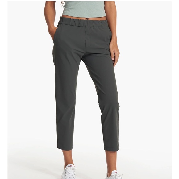 Vuori Miles Ankle Pant. Size S in Ash Color - Picture 9 of 10